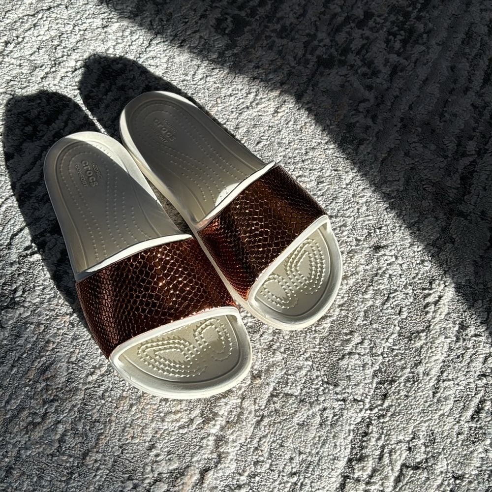 Crocs slides - Picture 7 of 7